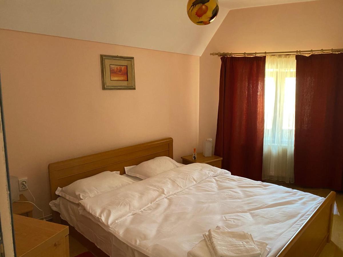 Victoria Gasthaus Rasnov - Charming Vacation House In Rasnov Exteriér fotografie