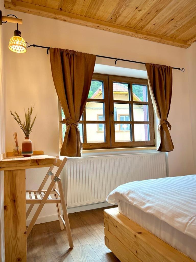 Victoria Gasthaus Rasnov - Charming Vacation House In Rasnov Exteriér fotografie